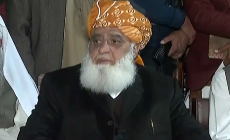  کسی بھی سیاستدان کو جیل میں رکھنے کے خلاف ہوں، مولانا فضل الرحمان